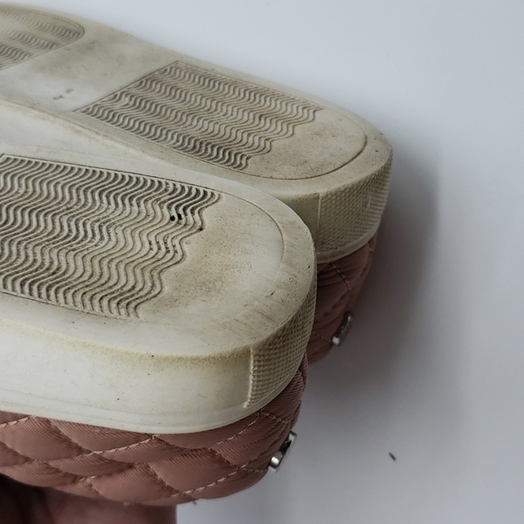 𝅺STEVE Madden Endell women US 9 quilted dusty rose pink textile slip on sneakers - Picture 6 of 10